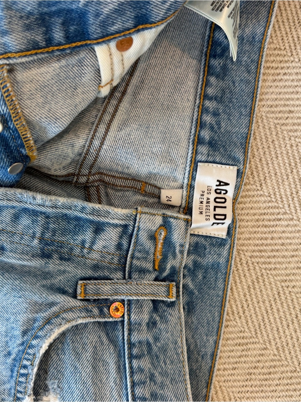 Agolde Light Wash women’s Jean shorts